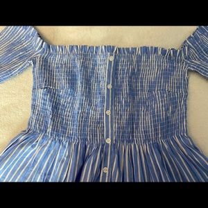 Over the shoulder shirt 💕